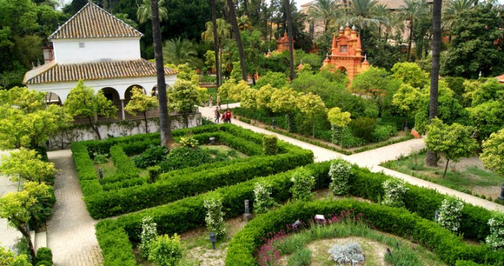 diseños de jardines jardineria malaga